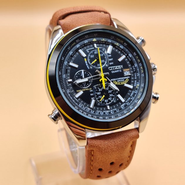 Montre CZ - Chronographe bracelet en cuir