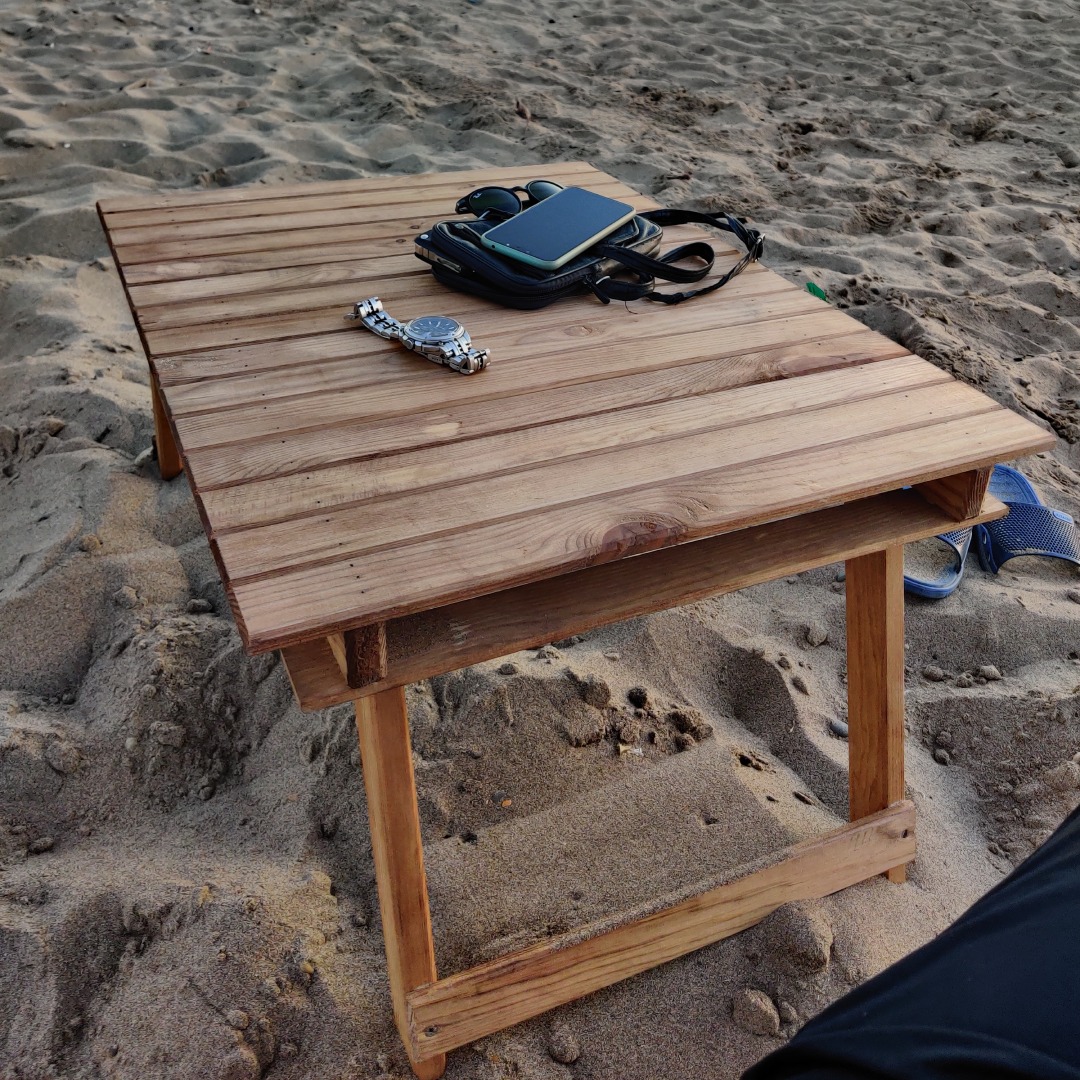 Table basse rabattable pour plage et pique-nique - الصورة 3